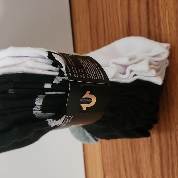 Boys True Religion Socks - Picture 4 of 4